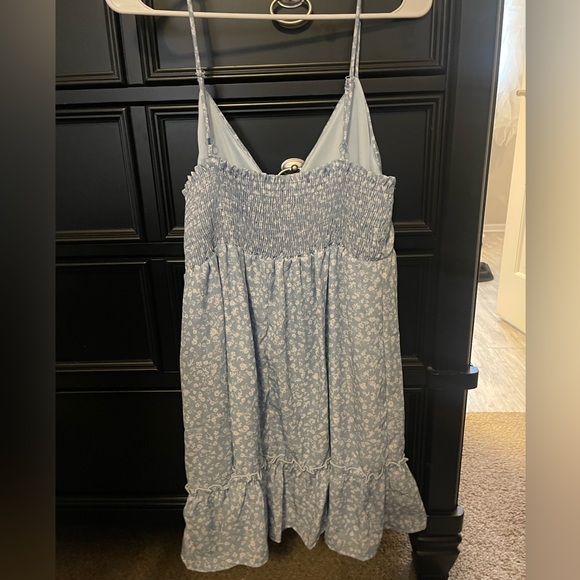 Never worn!  Sent a size too big. Bought off from the Lime Lush Boutique - Picture 2 of 2